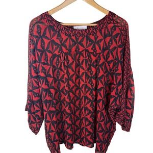 Two by Vince Camuto Red Black Geometric Print Blouse Top 3X Flowy‎ Career Wear